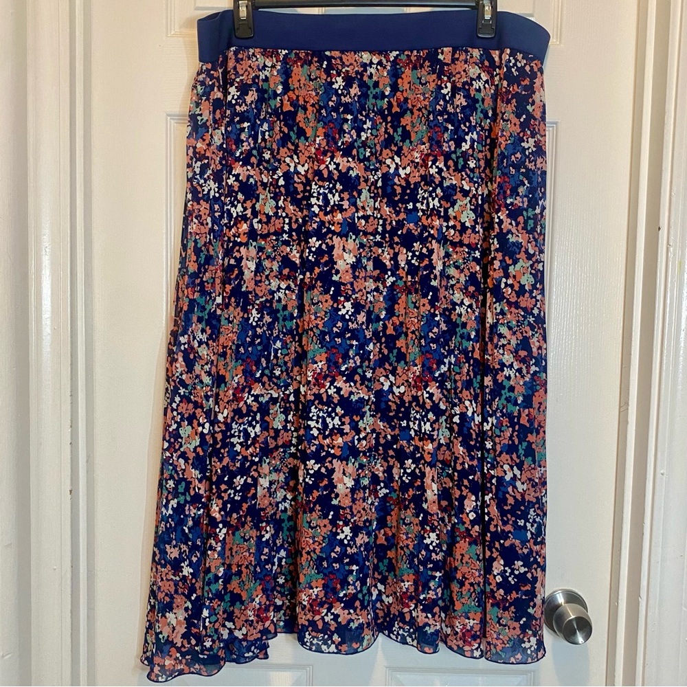 Ophelia Roe Floral A-Line Midi Skirt Blue Multicolor – Size 3X - Picture 3 of 6